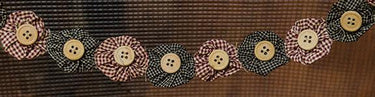 Rag Garland w/ Wood Buttons - The Fox Decor